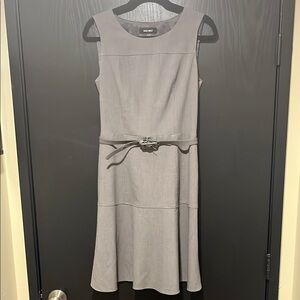 Nine West Grey Midi Sheath Dress with Sleeveless Design and Crew Neck